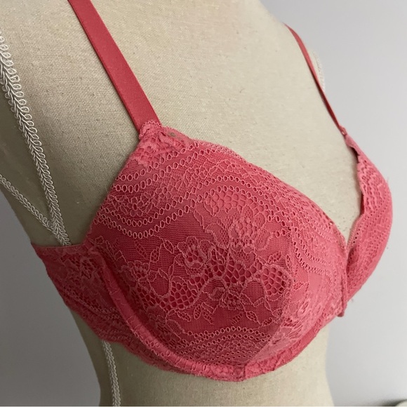 La Vie en Rose Pink Lace Bra Lightly Lined Size 34D Underwire - Picture 3 of 8